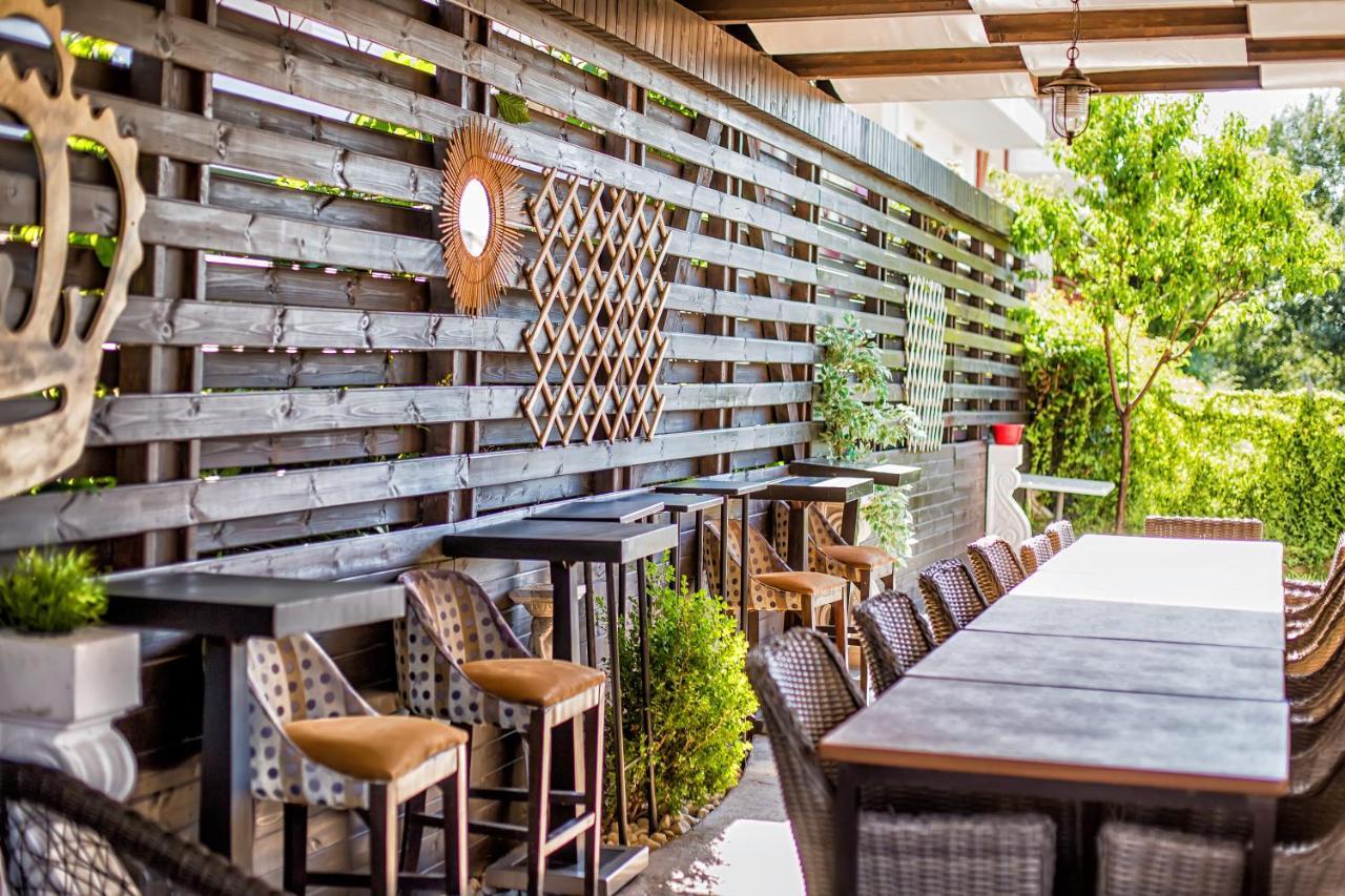 Skála Foúrkas Halkidiki Greek Pride Ηotel And Apartments מראה חיצוני תמונה