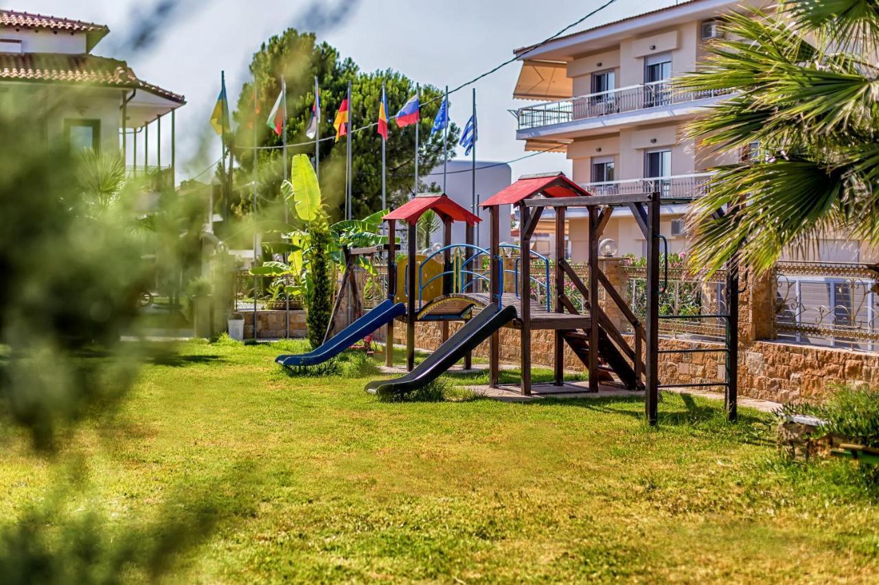 Skála Foúrkas Halkidiki Greek Pride Ηotel And Apartments מראה חיצוני תמונה