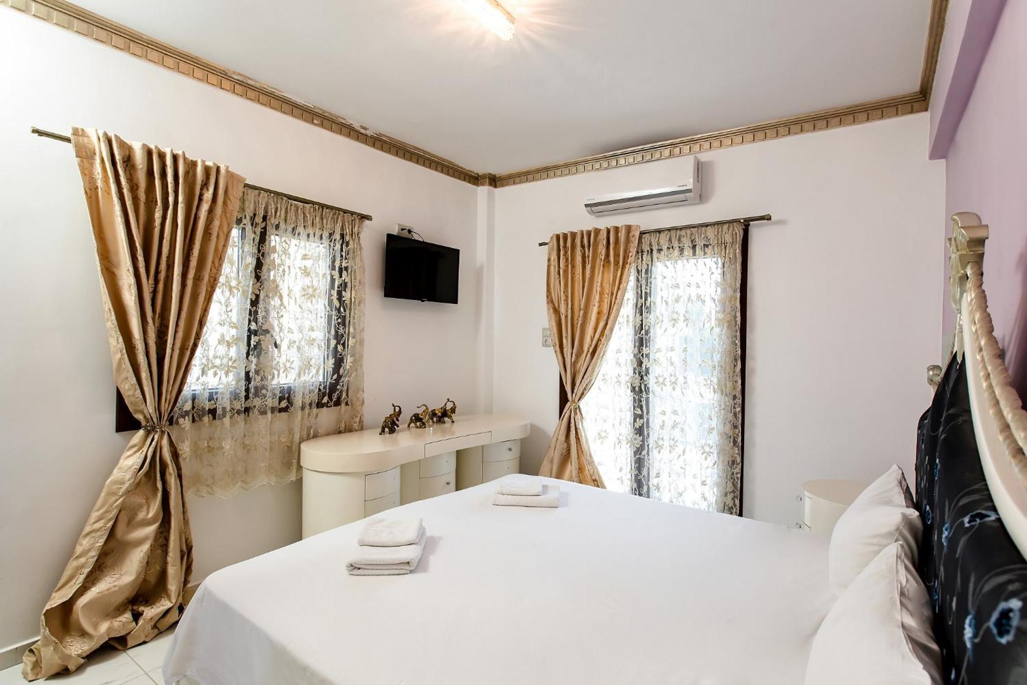 Skála Foúrkas Halkidiki Greek Pride Ηotel And Apartments מראה חיצוני תמונה